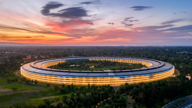 Silicon Valley for Americans Only? GOP Strategist Lights a Firestorm